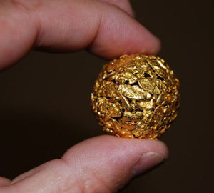 Gold Nugget Globe